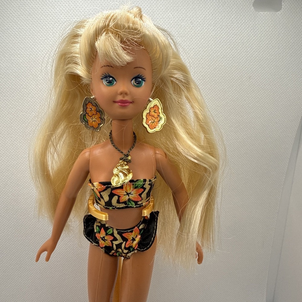 Barbie Tropical Splash Skipper 1994 Original Outfit Earrings and Necklace - Picture 2 of 12